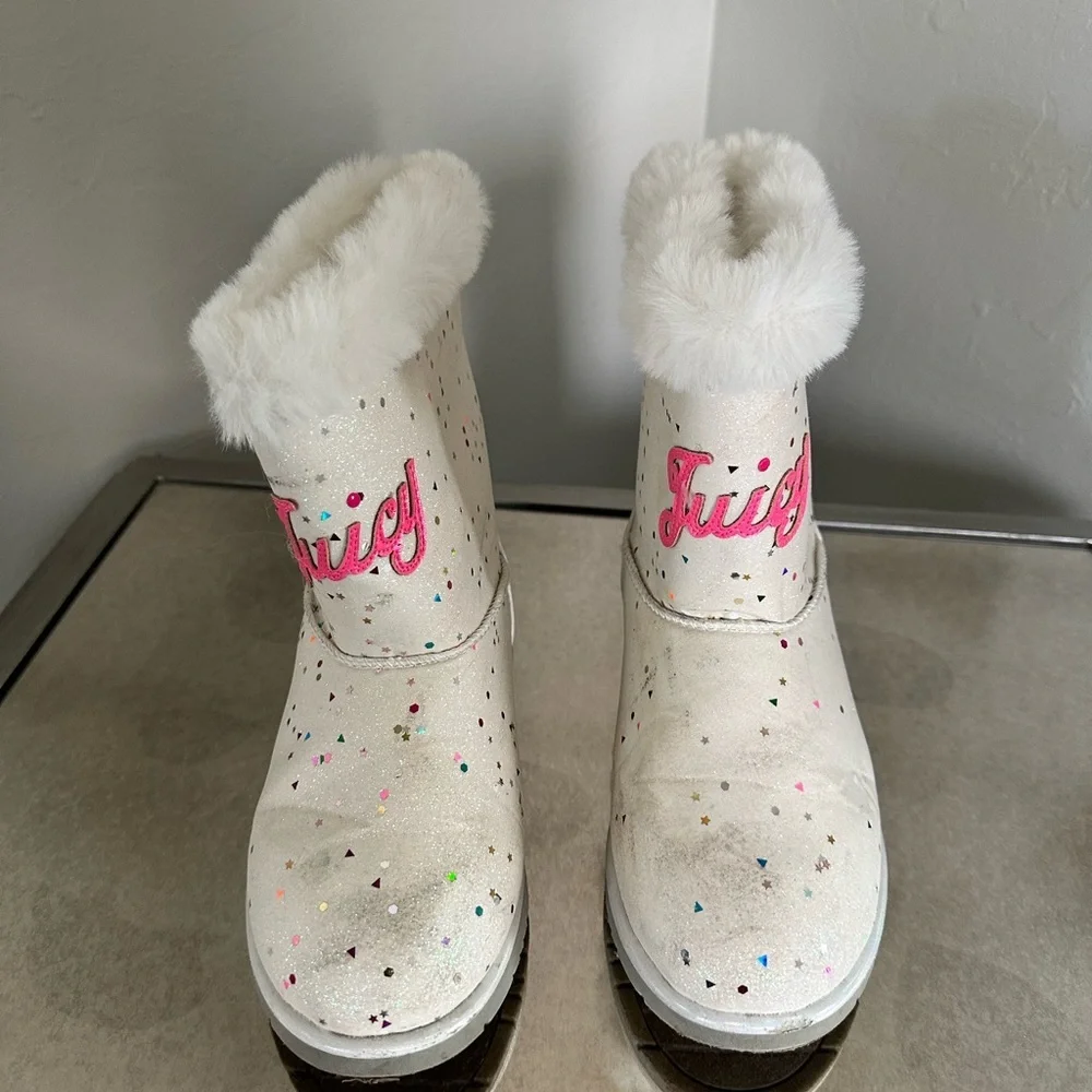 Juicy Couture girl’s juicy